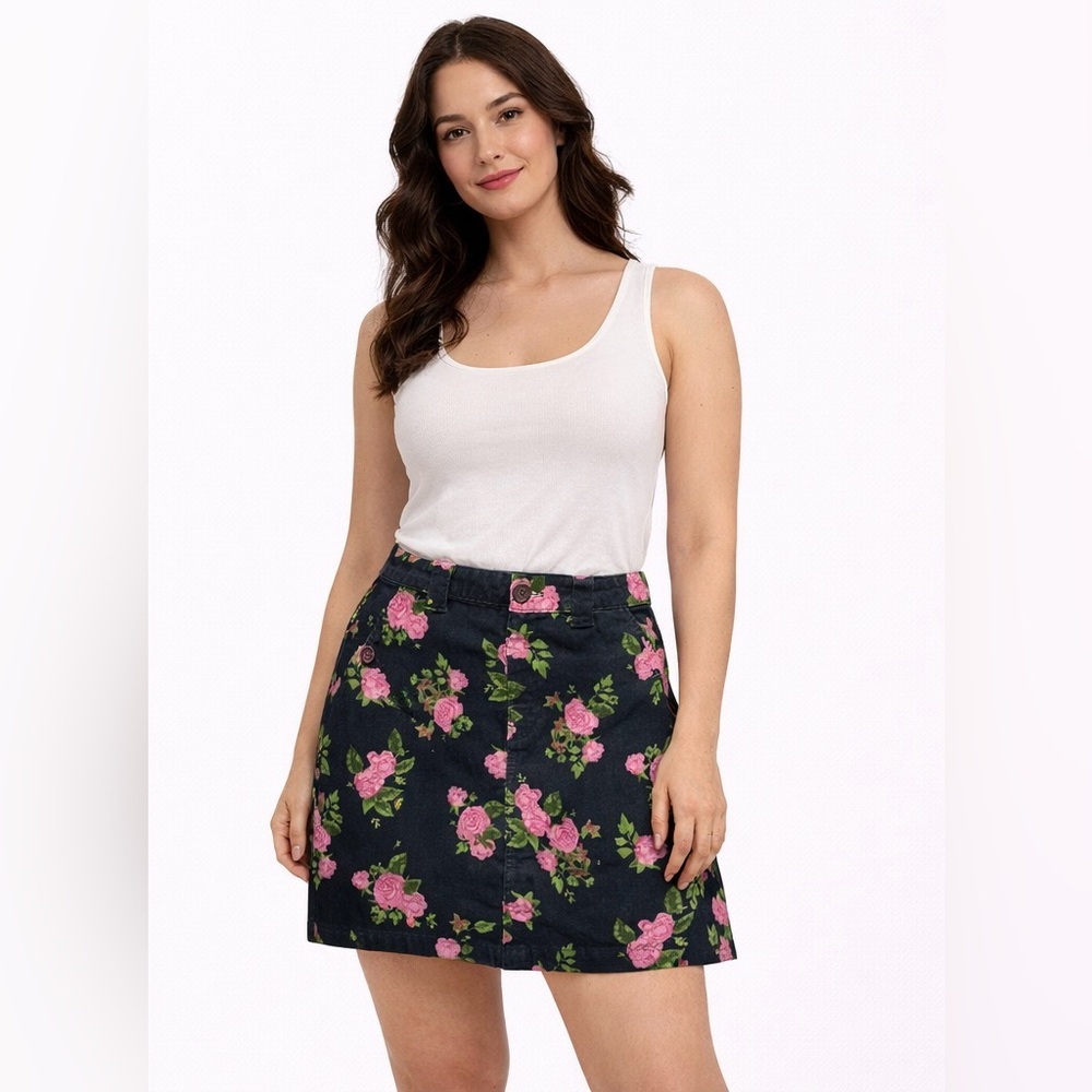 🌸 NWT! Pink Floral Corduroy Miniskirt